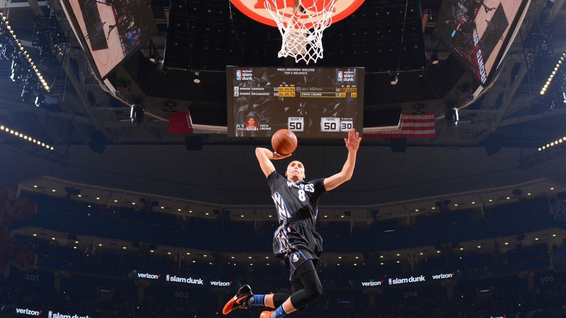NBA季后赛激战正酣，新生代球星崛起与传统豪强的对决